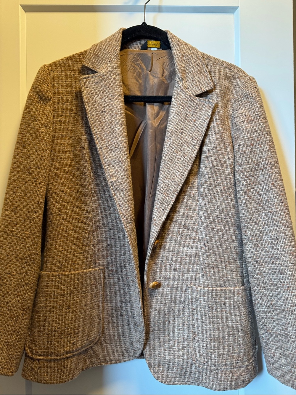 Women’s Vintage Tan Tweed Blazer